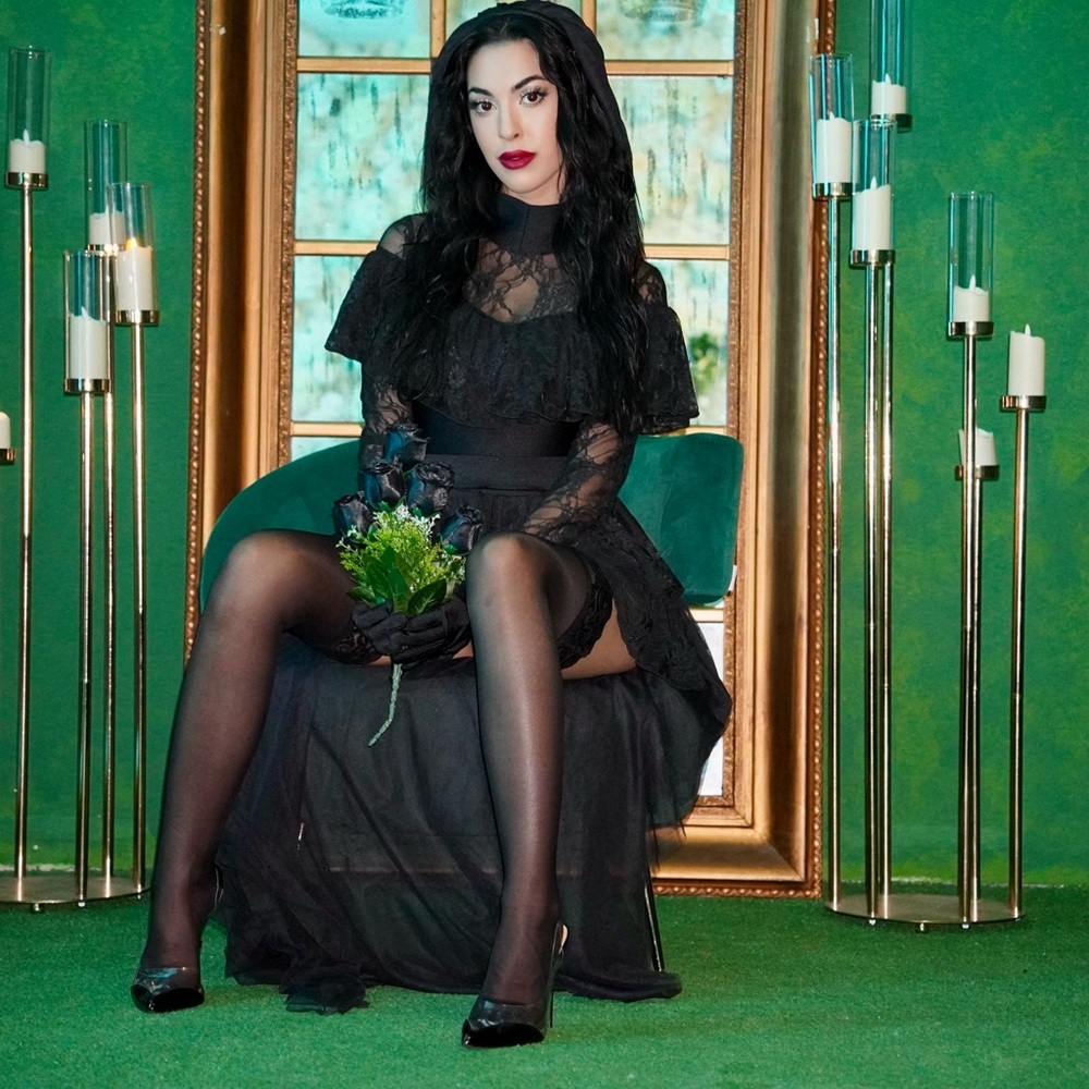 Dead bride Halloween costume